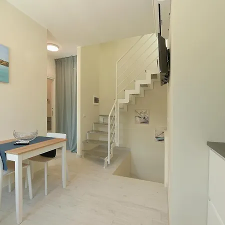 Isule Apartment & Terrace *