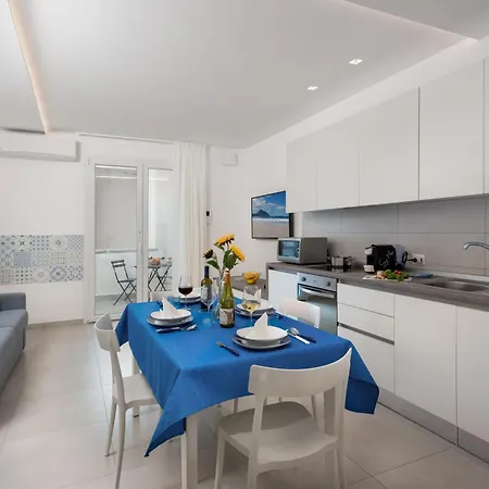 דירה Isule Apartment & Terrace סן ויטו לו קאפו