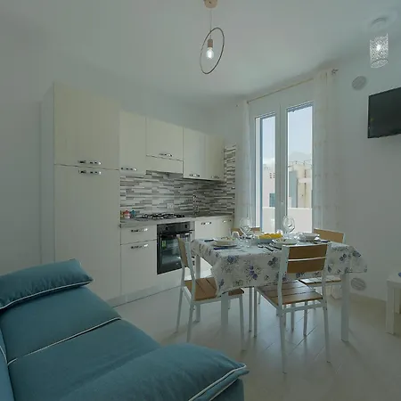 Isule Apartment & Terrace דירה