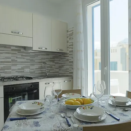 Isule Apartment & Terrace דירה סן ויטו לו קאפו