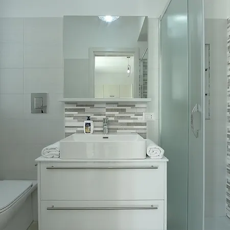 דירה Isule Apartment & Terrace סן ויטו לו קאפו