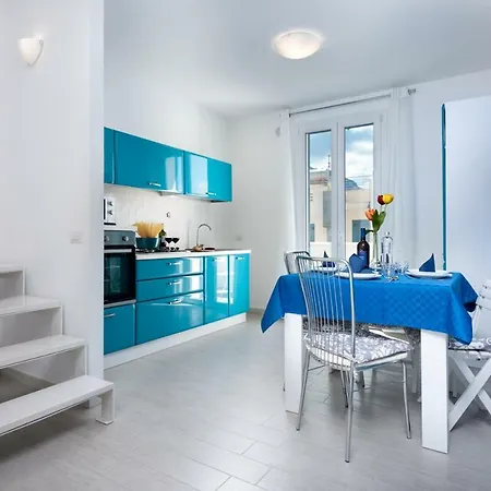 Isule Apartment & Terrace דירה *